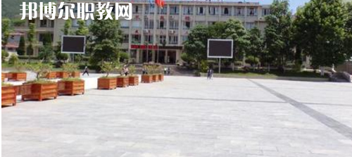 遵義計算機學(xué)校怎么樣、好不好