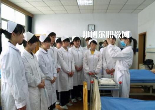 四川蜀都衛(wèi)生學(xué)校怎么樣、好不好