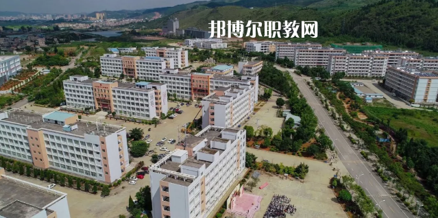 文山農(nóng)業(yè)學(xué)校2021年報(bào)名條件、招生要求、招生對(duì)象