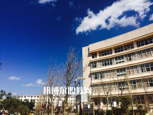 云南林業(yè)學(xué)校2021年報名條件、招生要求、招生對象