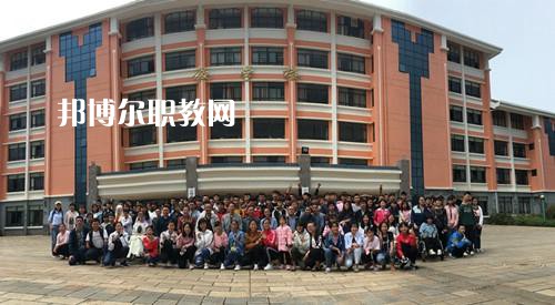 云南民族中等專業(yè)學(xué)校2021年報(bào)名條件、招生要求、招生對(duì)象