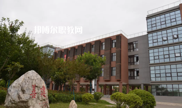 陜西建設技師學院2022年招生辦聯系電話