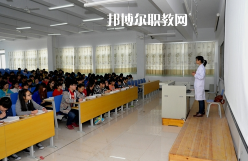 河北2022年女生上什么衛校比較好