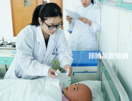 常州衛生高等職業技術學校2022年報名條件、招生要求、招生對象