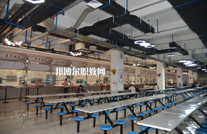南鄭職業教育中心2022年宿舍條件