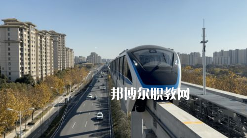 蘭州2022年中專軌道交通學?？即髮? width=