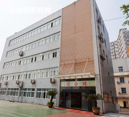 重慶工業(yè)學(xué)校2022年報(bào)名條件、招生要求、招生對(duì)象