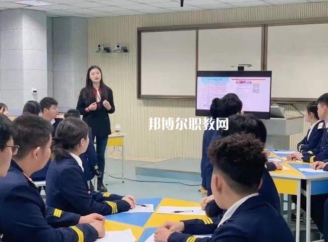 江蘇省大港中等專業學校2022年學費、收費多少