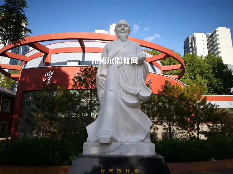 天水衛生學校2022年報名條件、招生要求、招生對象