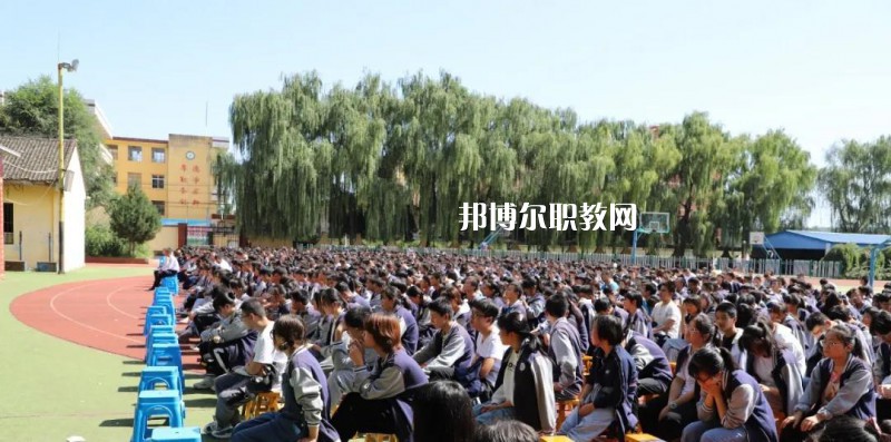 隴縣職業教育中心2022年報名條件、招生要求、招生對象