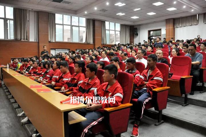 黃陵職業(yè)教育中心2022年報名條件、招生要求、招生對象