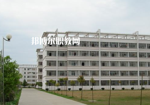 江蘇建湖中等專業學校2022年報名條件、招生要求、招生對象