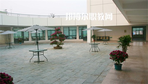 鎮江高等職業技術學校2022年報名條件、招生要求、招生對象