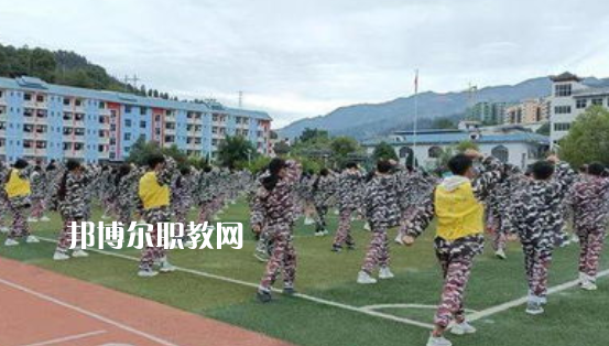 從江縣職業(yè)技術學校2022年報名條件、招生要求、招生對象