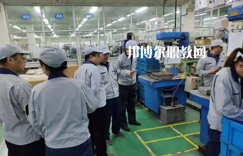 承德科技管理工程學(xué)校2022年報名條件、招生要求、招生對象
