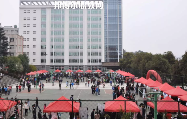 貴州電子科技職業學院中職部2022年宿舍條件