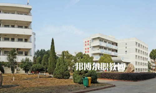 牟定縣職業(yè)高級中學(xué)2022年學(xué)費(fèi)、收費(fèi)多少
