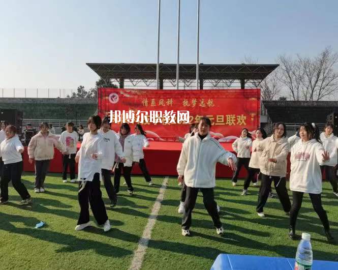 鳳陽科技學校2022年報名條件、招生要求、招生對象