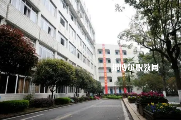 四川質量技術監督學校2022年招生辦聯系電話