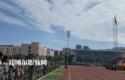曲靖麒麟職業(yè)技術(shù)學(xué)校2022年報(bào)名條件、招生要求、招生對(duì)象