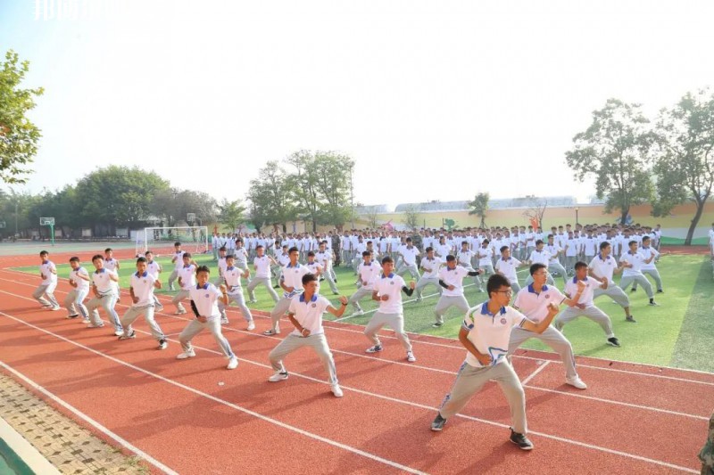 楚雄州體育運(yùn)動學(xué)校2022年報名條件、招生要求、招生對象