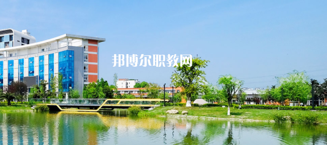 成都鐵路衛生學校2022年宿舍條件