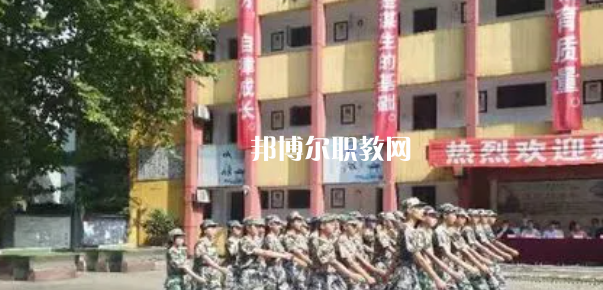 瀘州市天樺職業技術學校2022年招生辦聯系電話