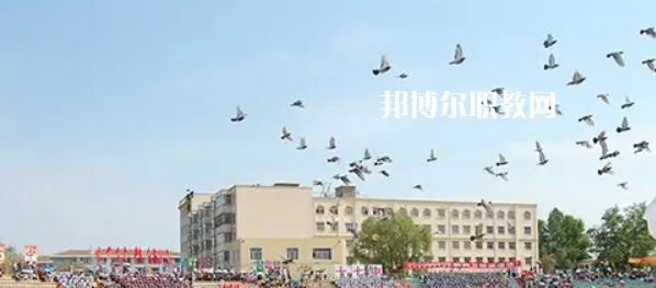 黑龍江省鶴崗衛生學校2022年報名條件、招生要求、招生對象