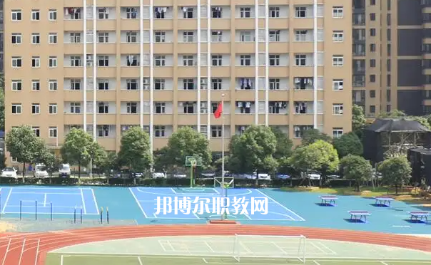 武漢助產(chǎn)學(xué)校2022年報(bào)名條件、招生要求、招生對(duì)象