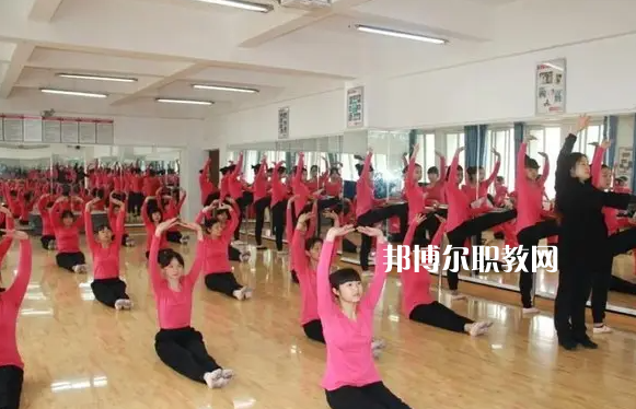 天府成人中等專業學校2022年怎么樣、好不好