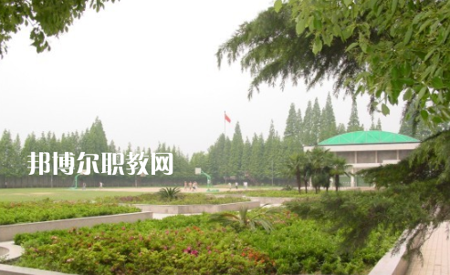 孝感高級技工學校2022年報名條件、招生要求、招生對象