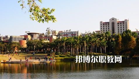 湖北東風(fēng)汽車(chē)技師學(xué)院2022年報(bào)名條件、招生要求、招生對(duì)象