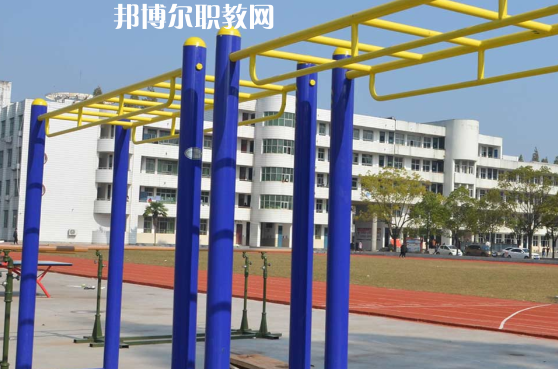 潛江職教中心2022年報名條件、招生要求、招生對象