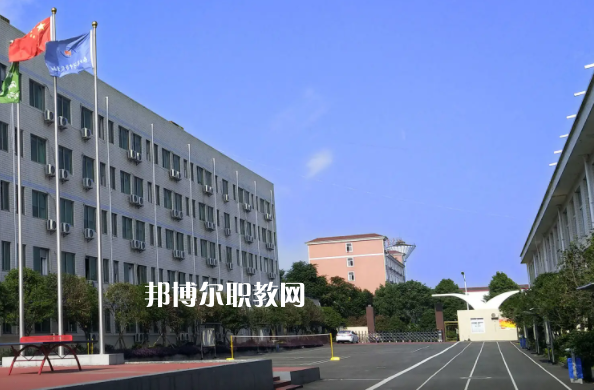 長沙銀河中等職業學校電話