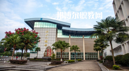 廣西2023年初中生初中畢業讀什么中專