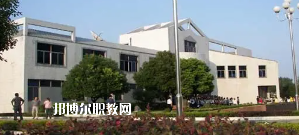 2023江蘇省金湖中等專業(yè)學(xué)校多少錢 江蘇省金湖中等專業(yè)學(xué)校各專業(yè)學(xué)費收費標(biāo)準