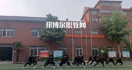 淮安市華豐職業(yè)技術(shù)學(xué)校地址在哪里，哪個(gè)地區(qū)，哪個(gè)城市?