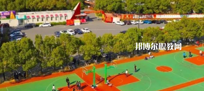 安吉上墅私立職業(yè)高級(jí)中學(xué)地址在哪里，哪個(gè)地區(qū)，哪個(gè)城市?