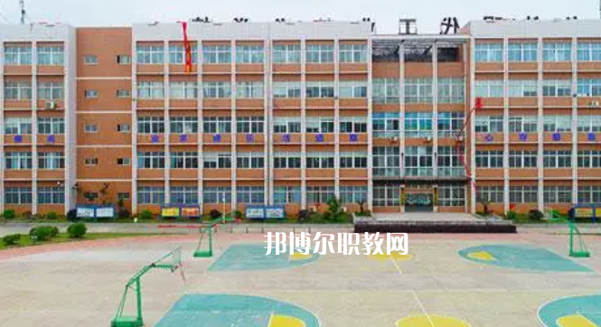2023湖南建康技工學校招生簡章