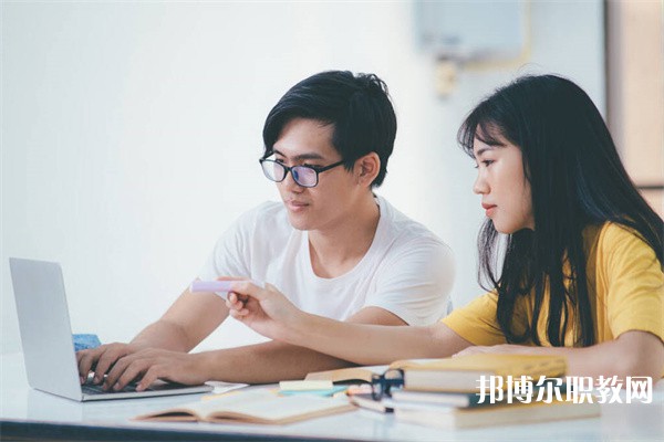 河池職業教育中心學校有哪些招生專業（2023年）