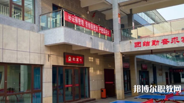 石家莊美華藝術中學地址，乘車路線