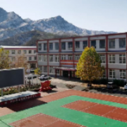 河北平山古月中學
