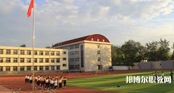 唐山市第一職業中等專業學校地址，乘車路線
