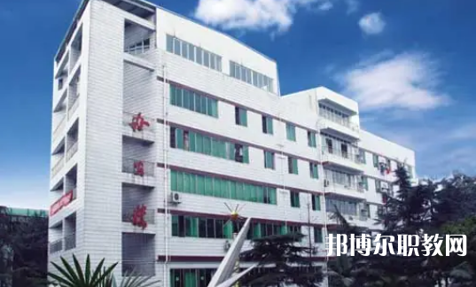 成都實驗商貿(mào)管理學(xué)校2024年報名條件、招生要求、招生對象