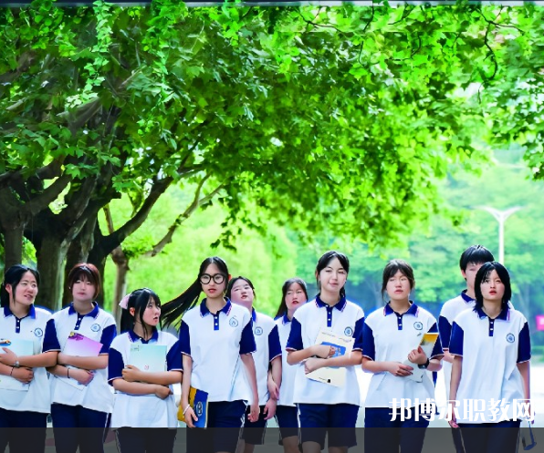重慶2024年讀中專學校可不可以考大學