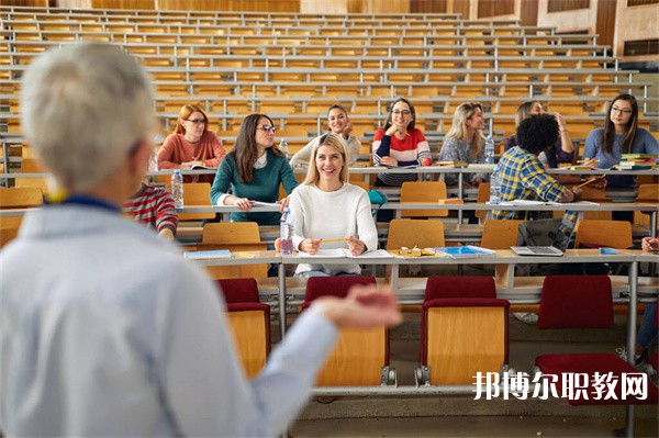湖南哪里的中職學校能讀電子應用專業