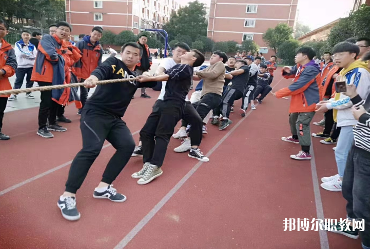 四川2024年高中畢業可不可以上中專學校