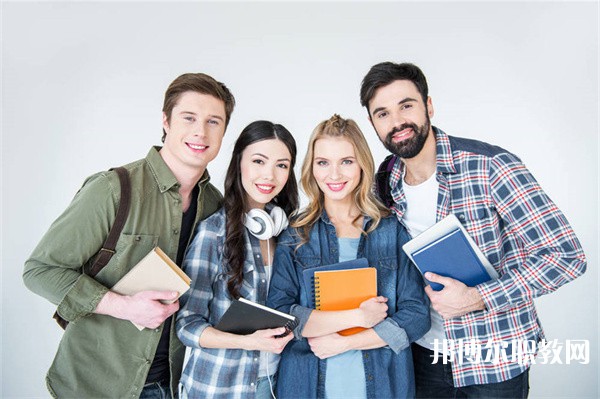 廣東哪里的技工學校能讀文化傳播專業