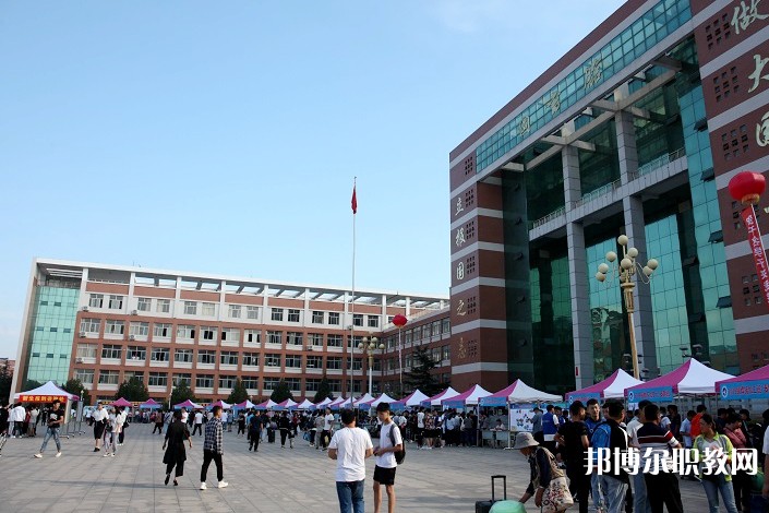 萊蕪航空中等專業學校怎么樣、好不好
