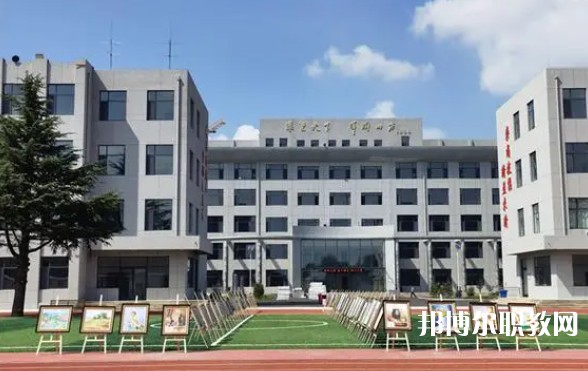 青島綠澤美術職業學校網站網址主頁